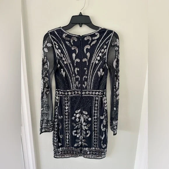 Gianni Bini GB long sleeve semi-formal navy sequin embellished dress. Size: XS - Picture 2 of 2